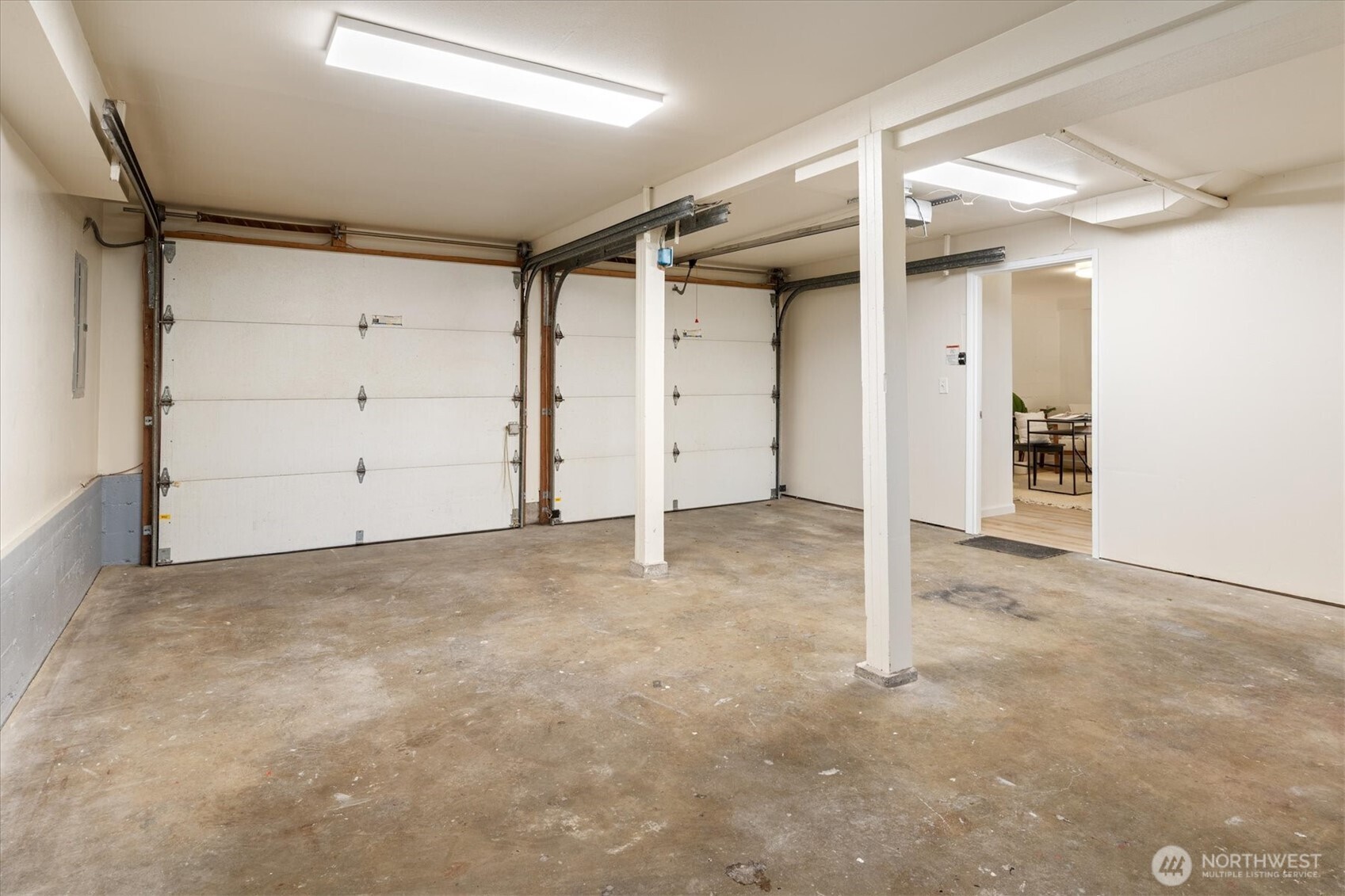 MLS #NWM2500153 image #34