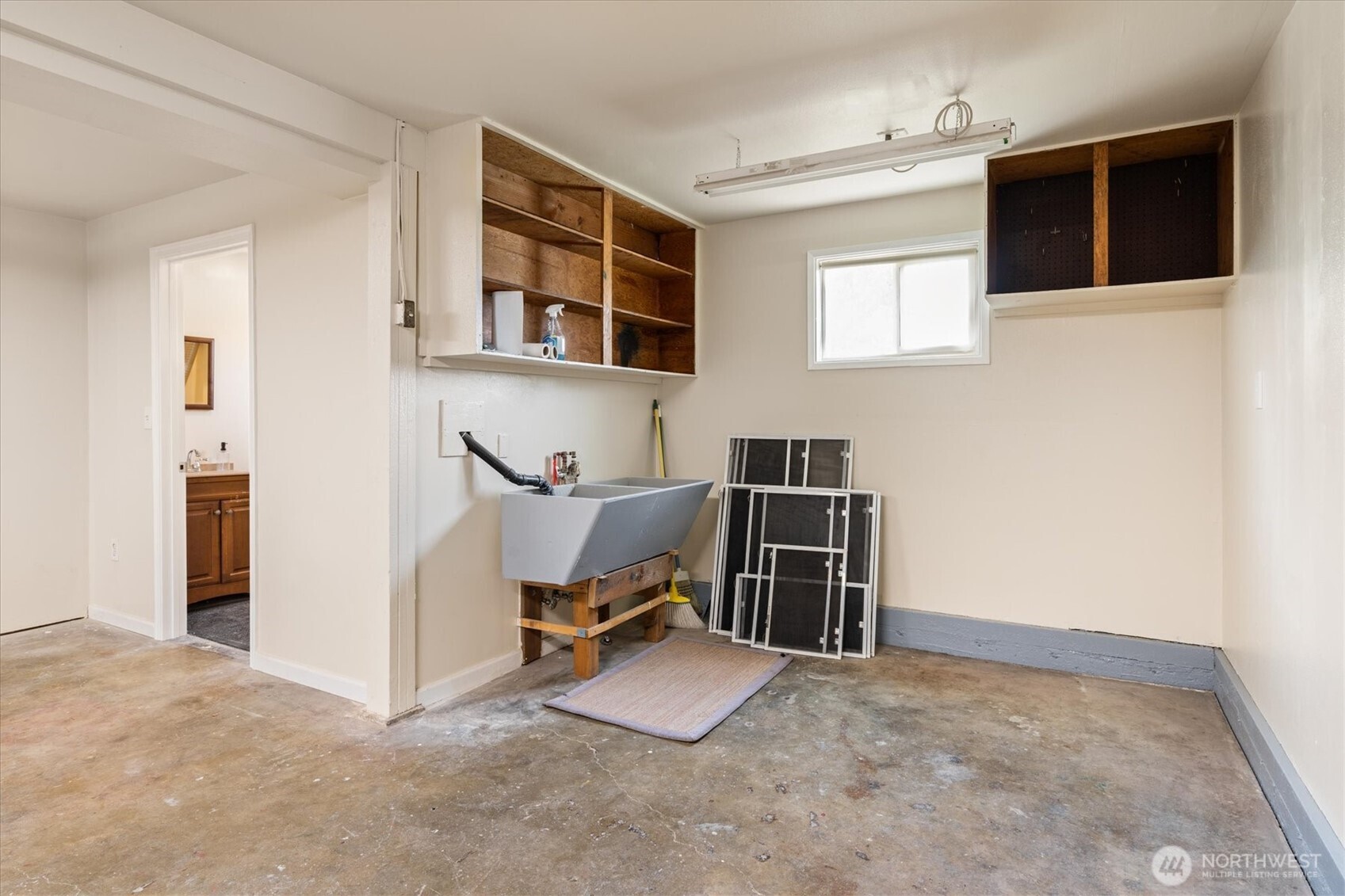 MLS #NWM2500153 image #33