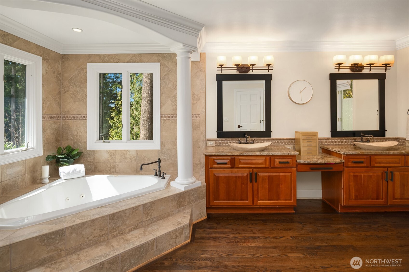 MLS #NWM2500212 image #21