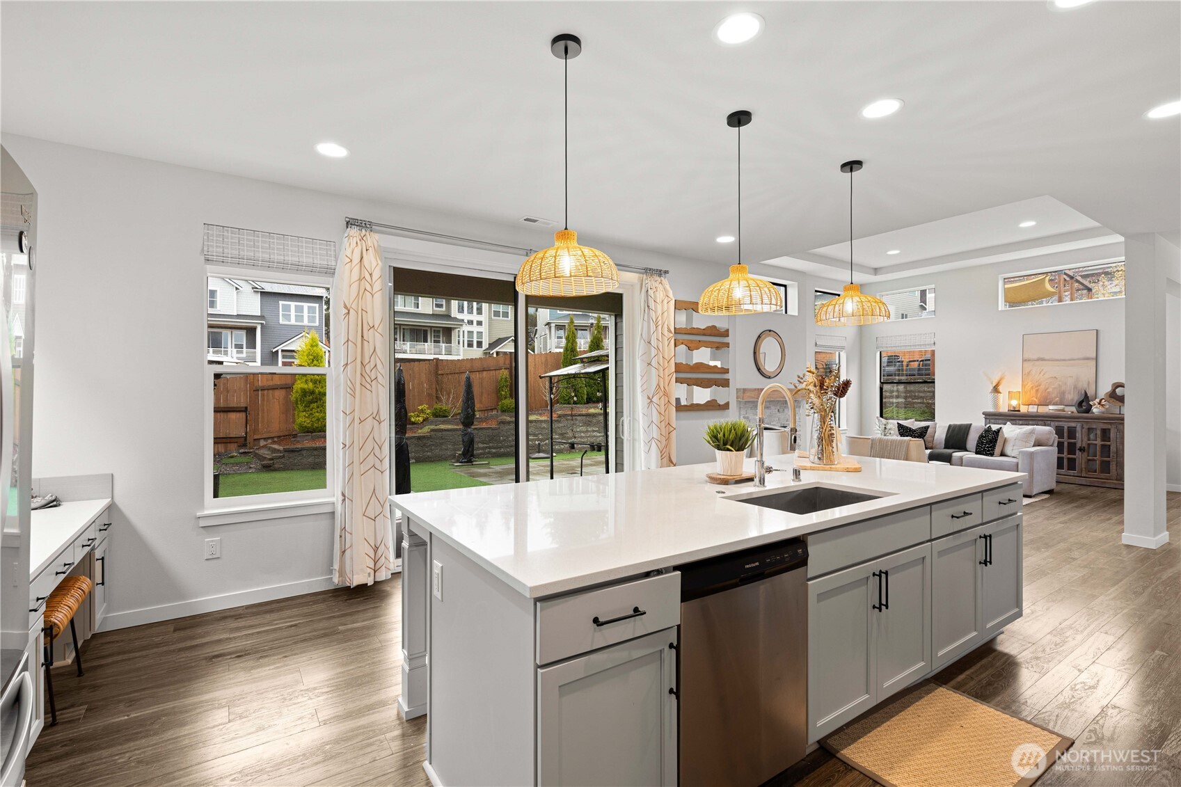 MLS #NWM2500269 image #6