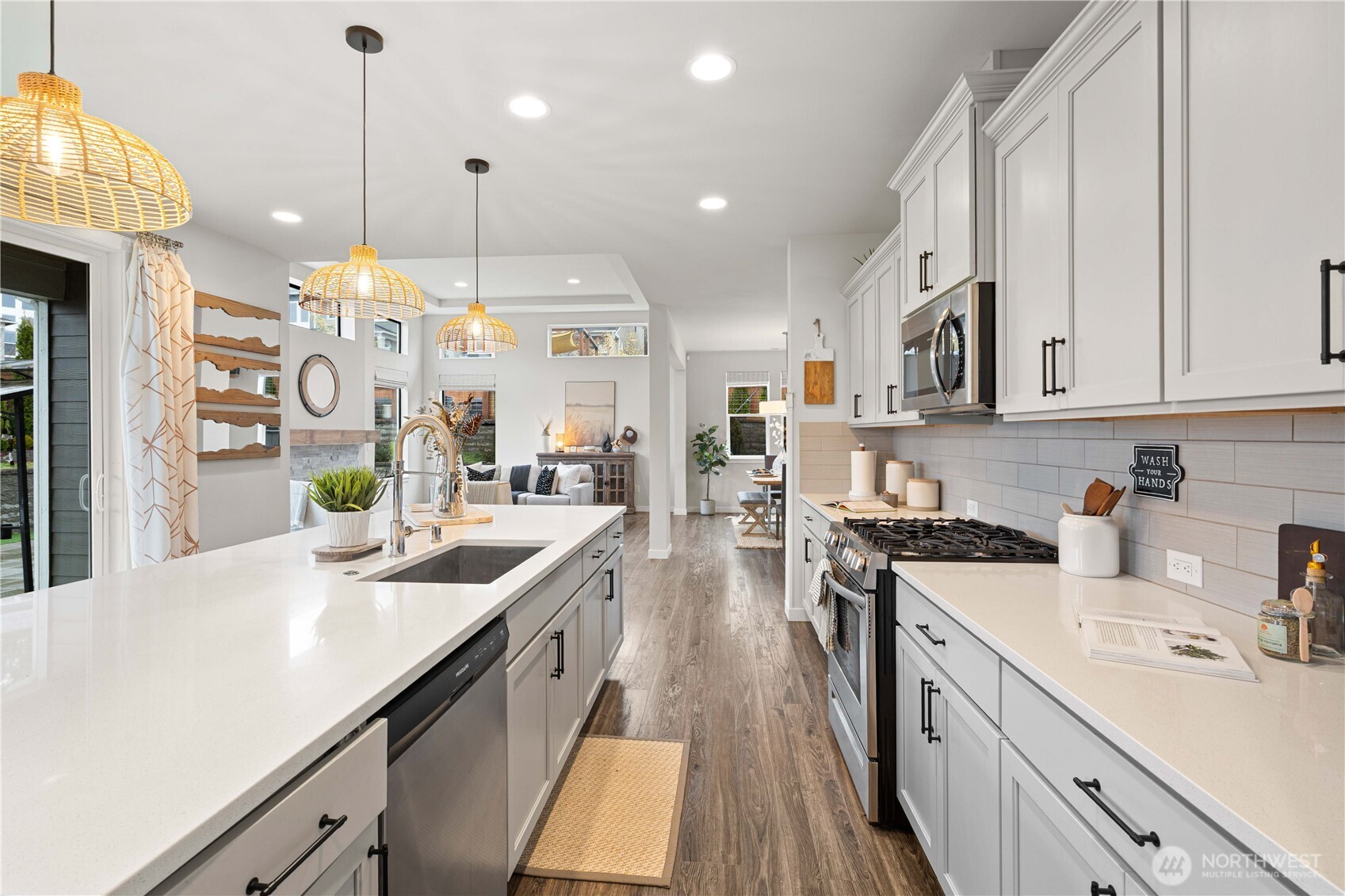 MLS #NWM2500269 image #11