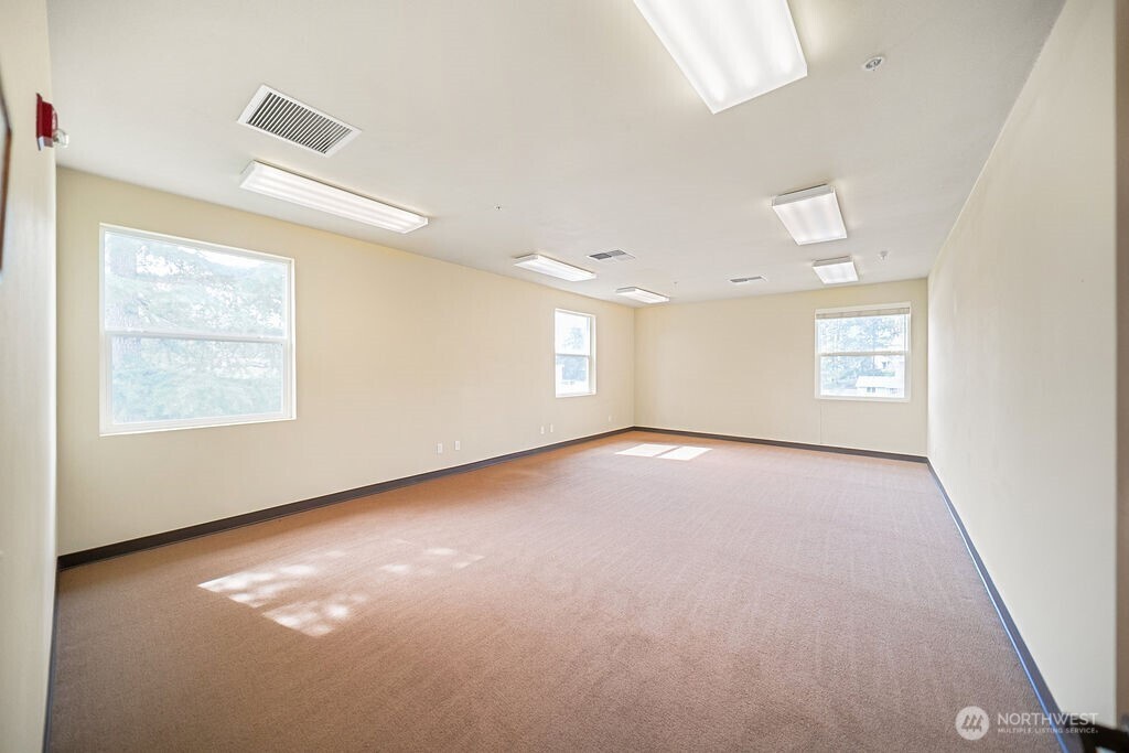 MLS #NWM2500282 image #20