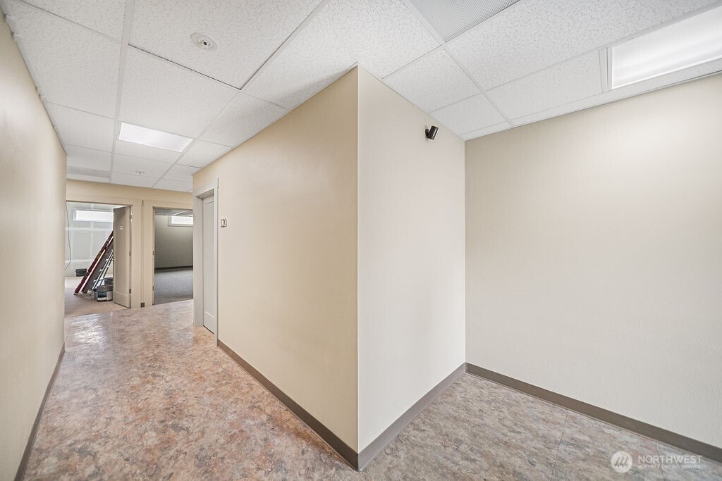 MLS #NWM2500282 image #18