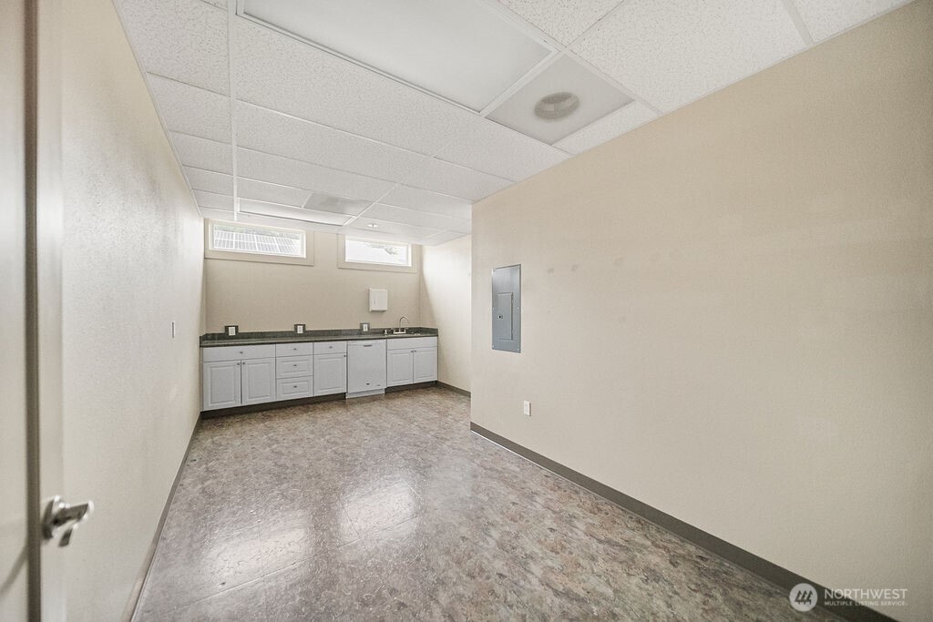 MLS #NWM2500282 image #31