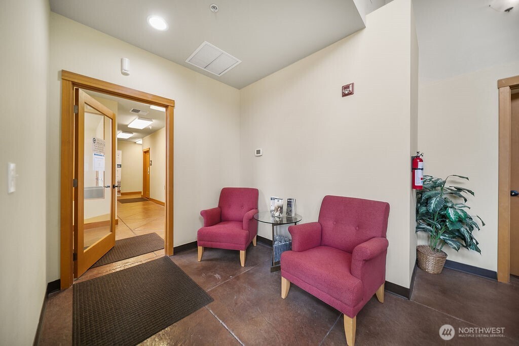 MLS #NWM2500282 image #16