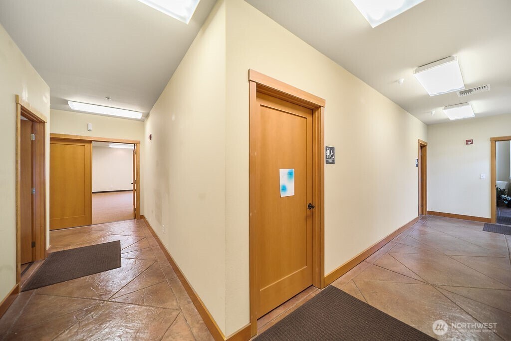 MLS #NWM2500282 image #14