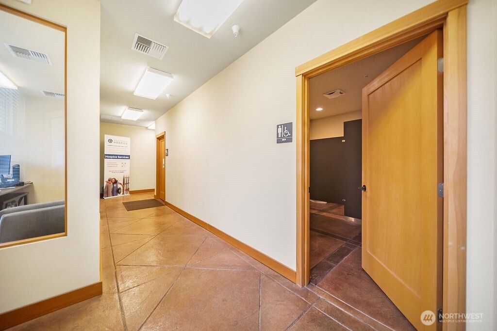 MLS #NWM2500282 image #12