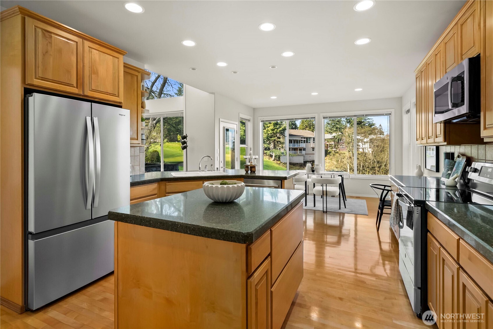 MLS #NWM2500318 image #12