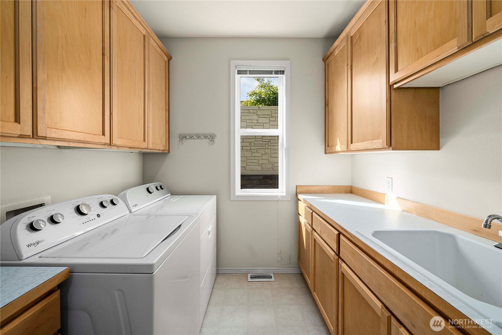 MLS #NWM2500318 image #28