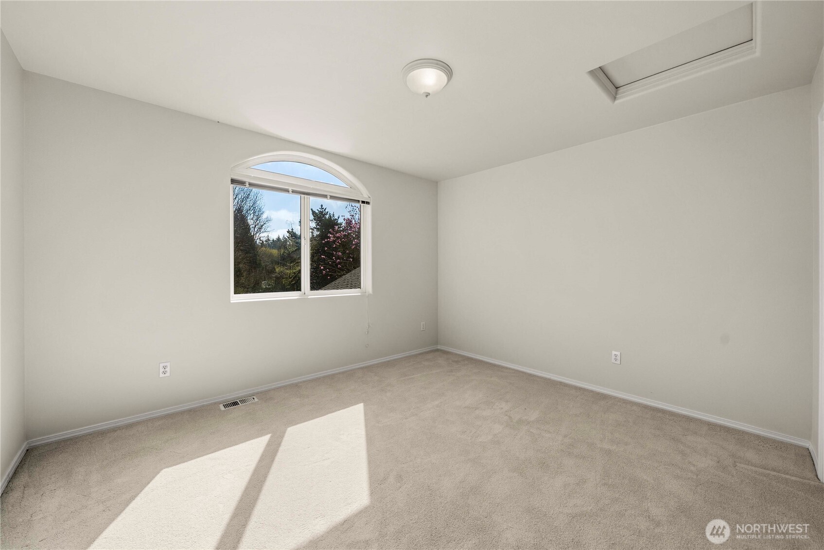 MLS #NWM2500318 image #33