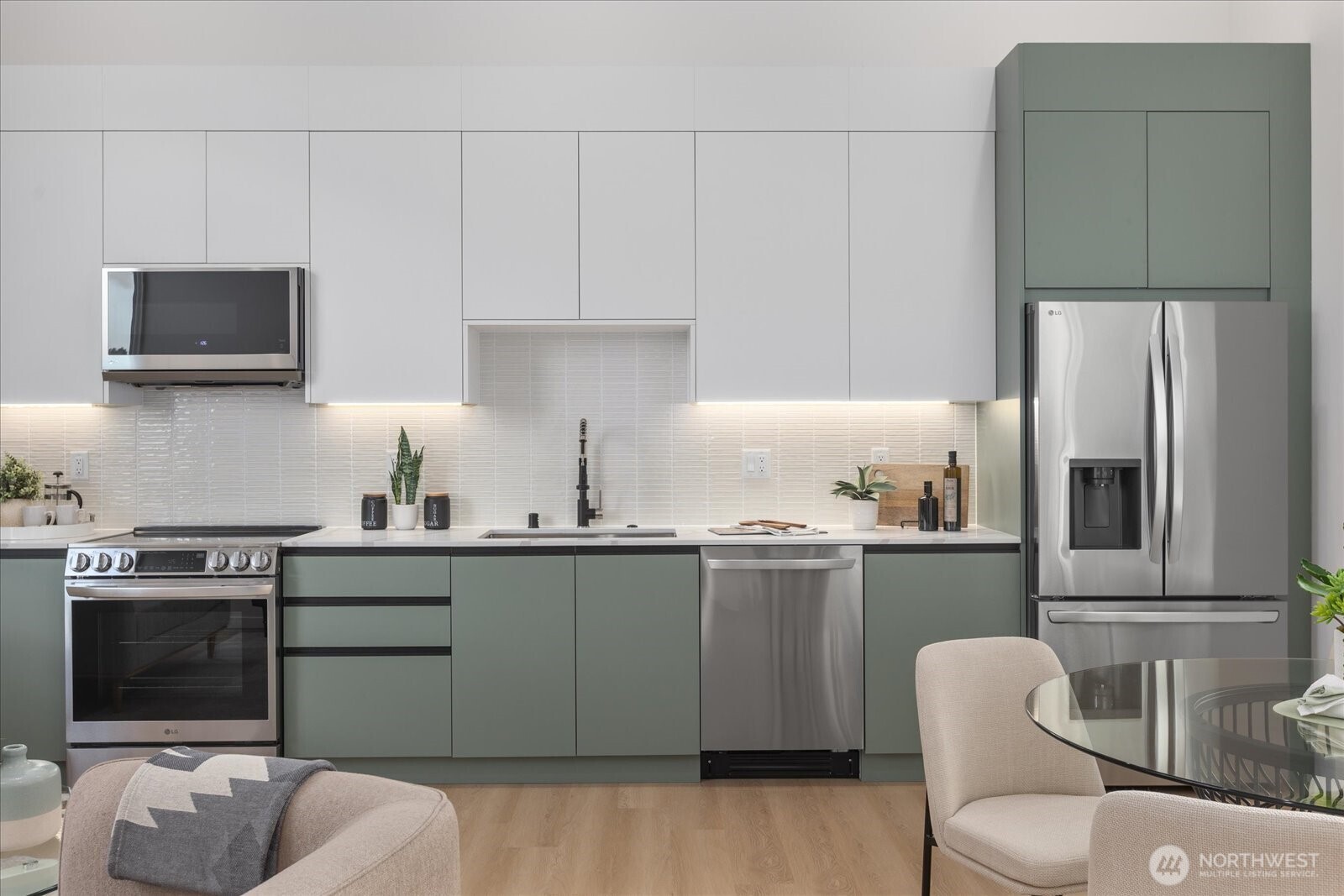 MLS #NWM2500328 image #10