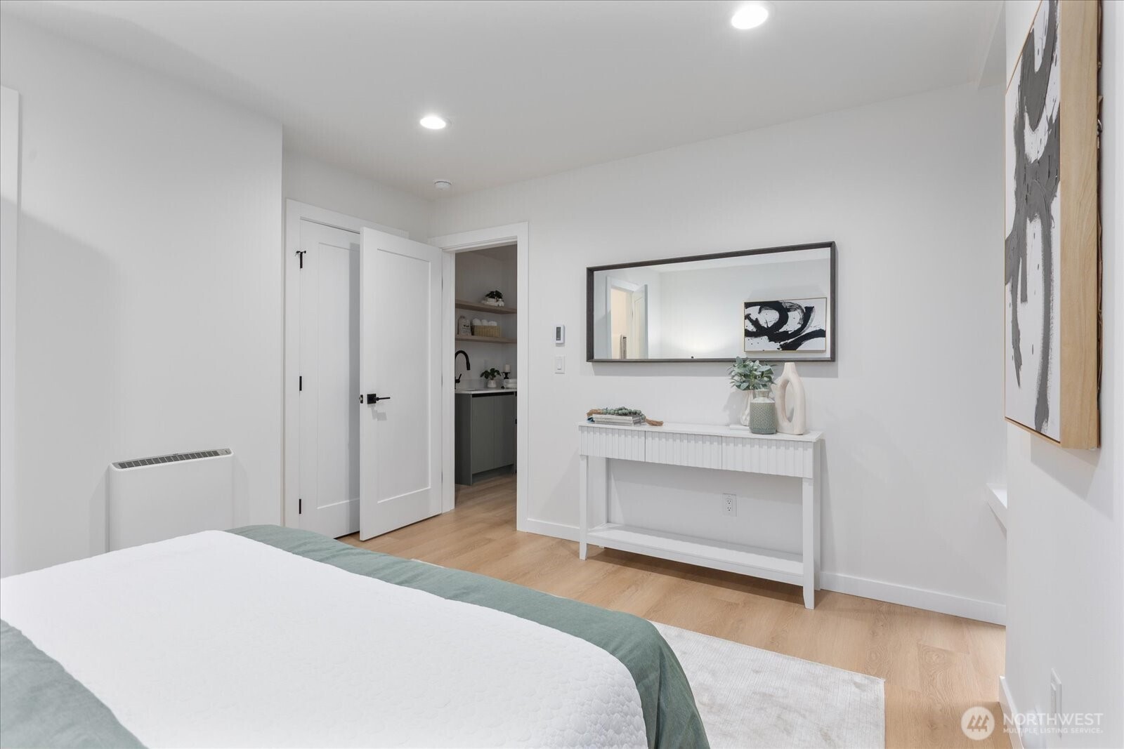 MLS #NWM2500328 image #21