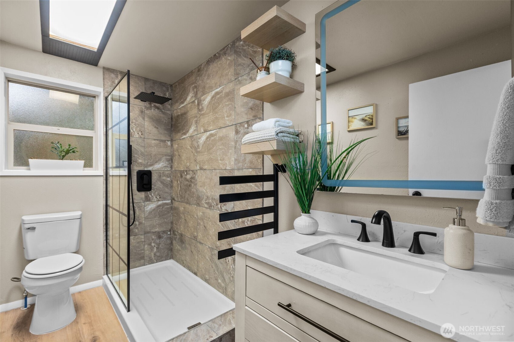 MLS #NWM2500341 image #12