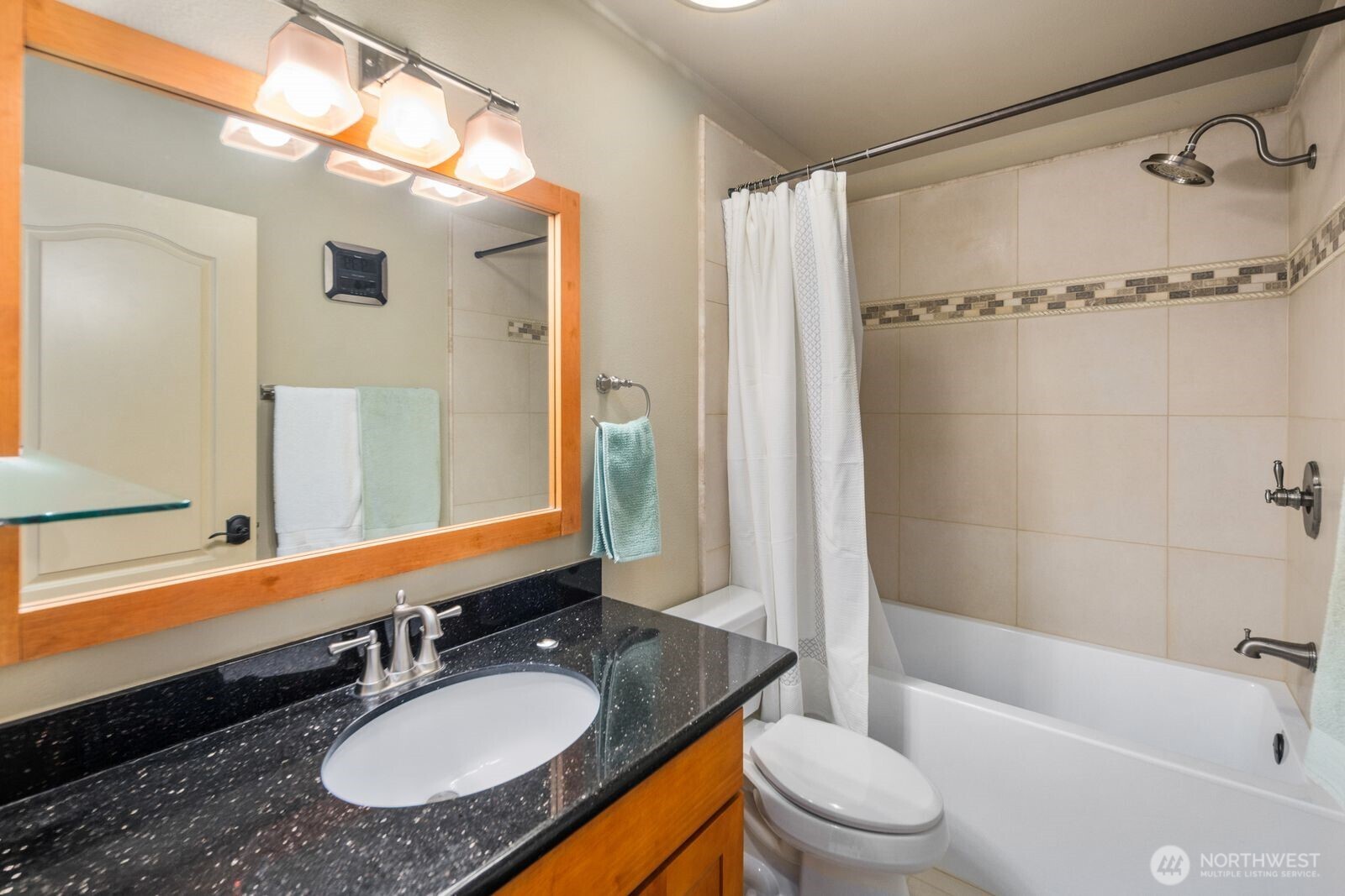 MLS #NWM2500352 image #21