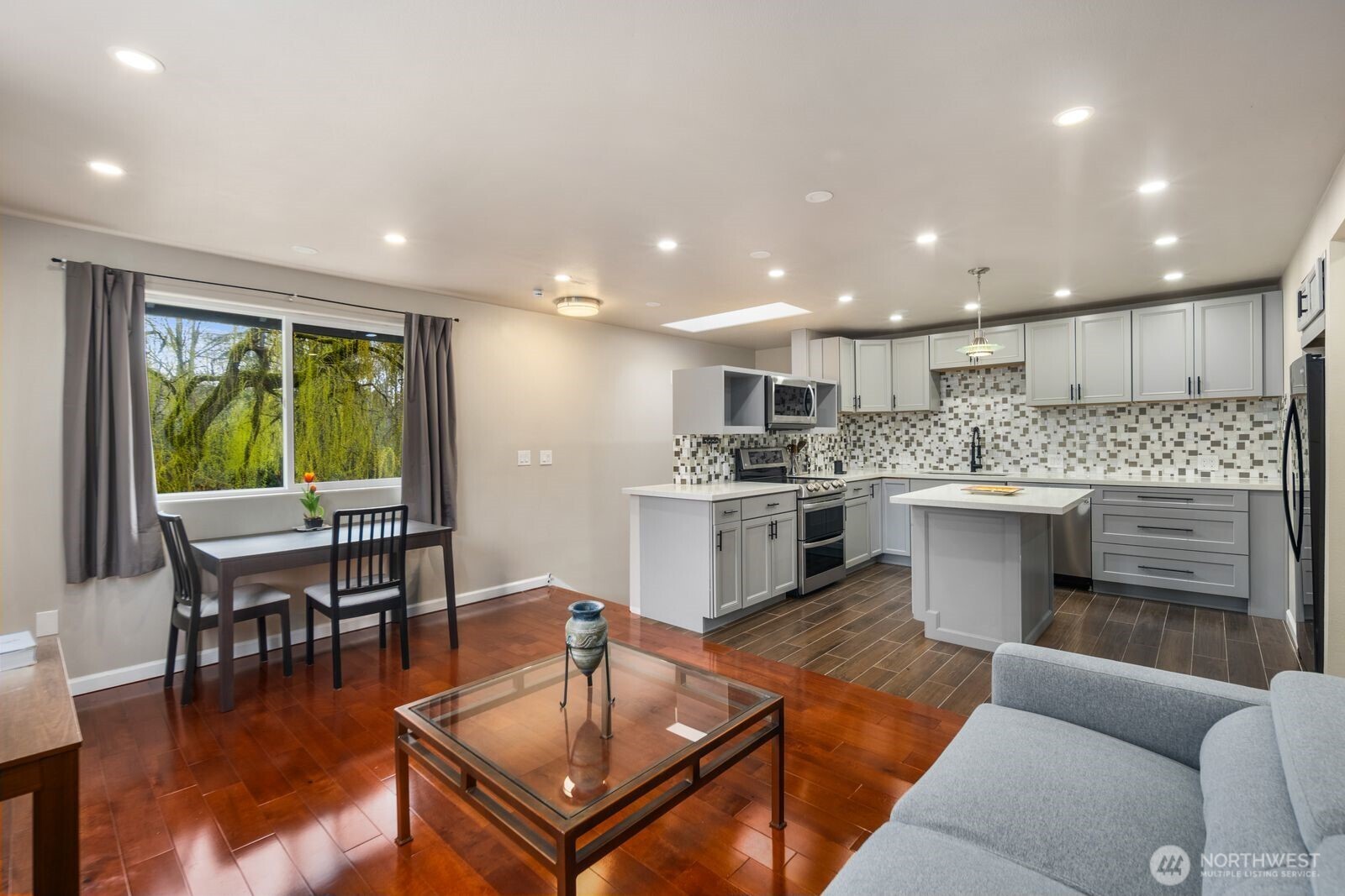 MLS #NWM2500352 image #24