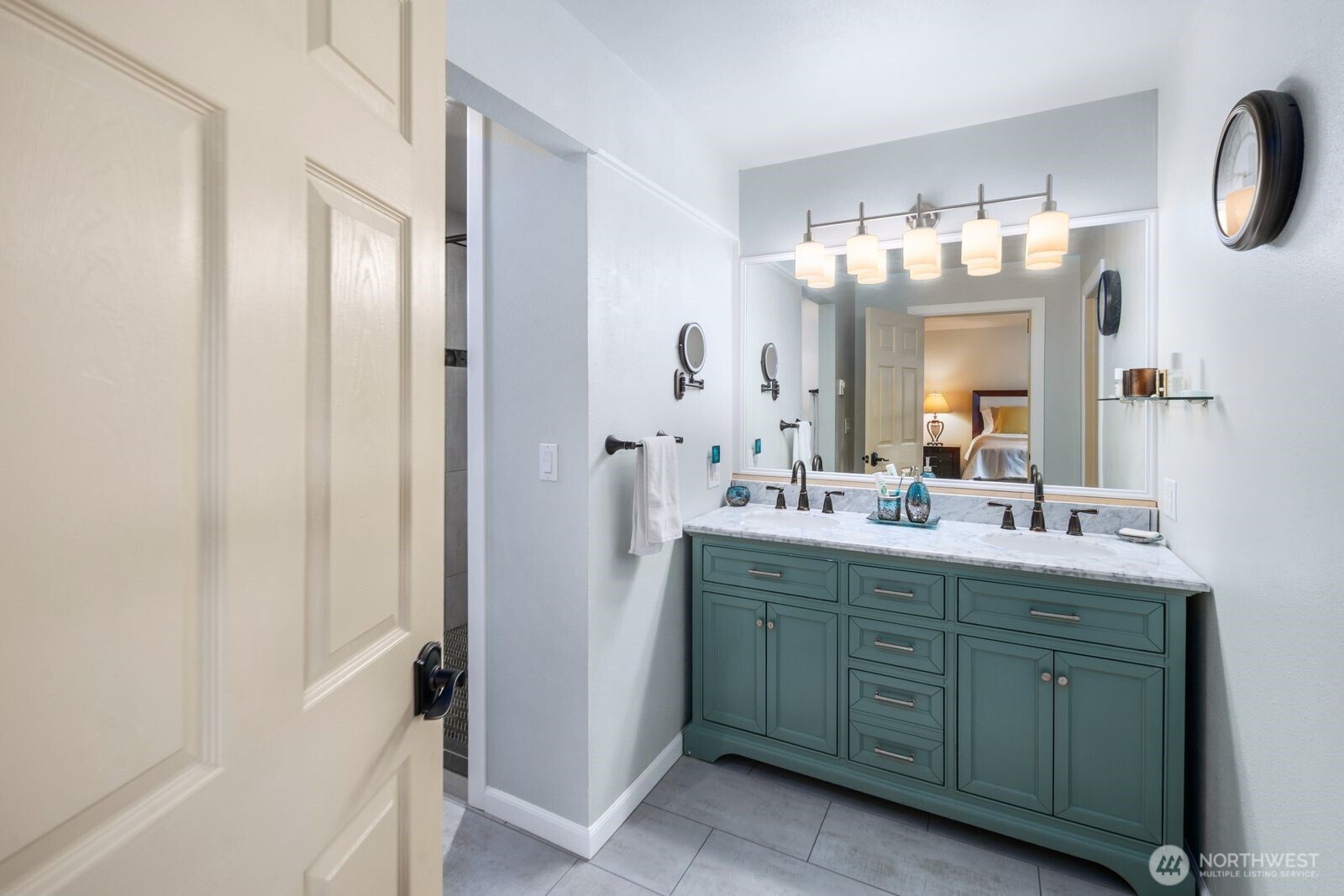 MLS #NWM2500352 image #15