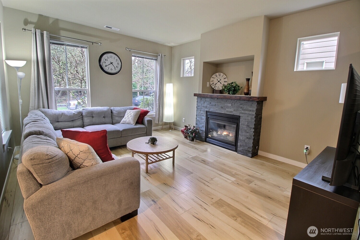 MLS #NWM2500399 image #2