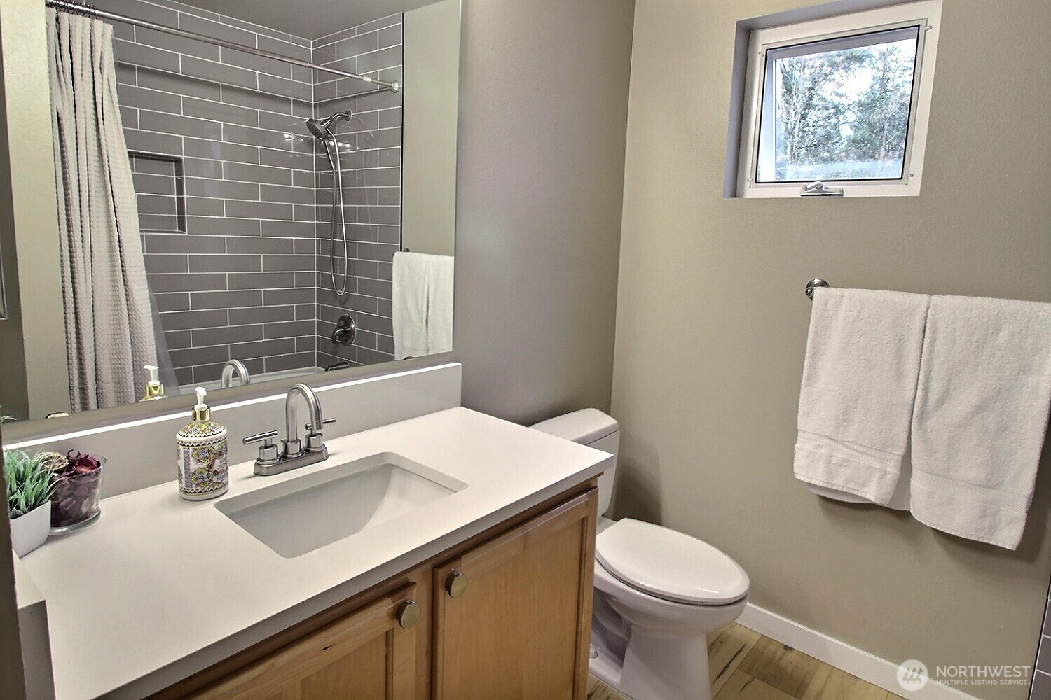 MLS #NWM2500399 image #24