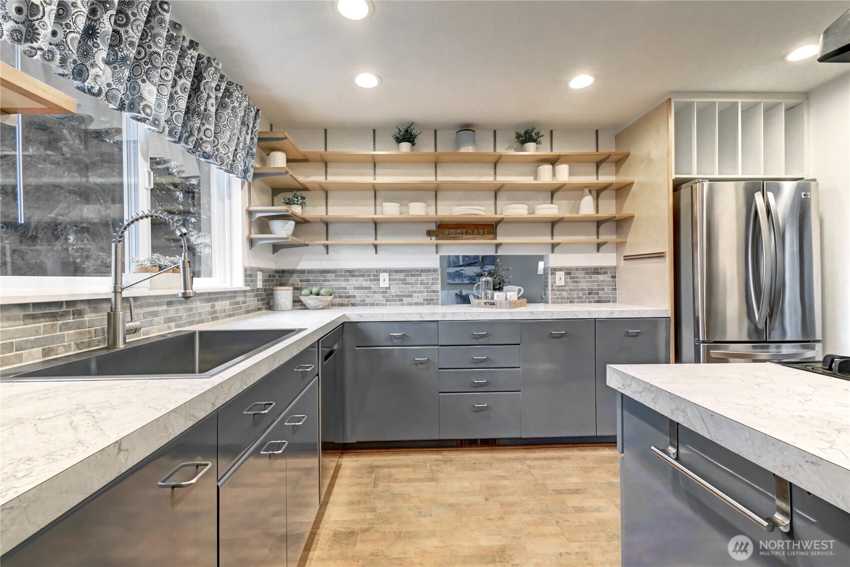 MLS #NWM2500457 image #10