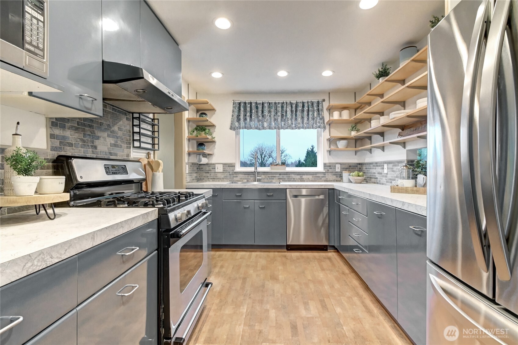 MLS #NWM2500457 image #8