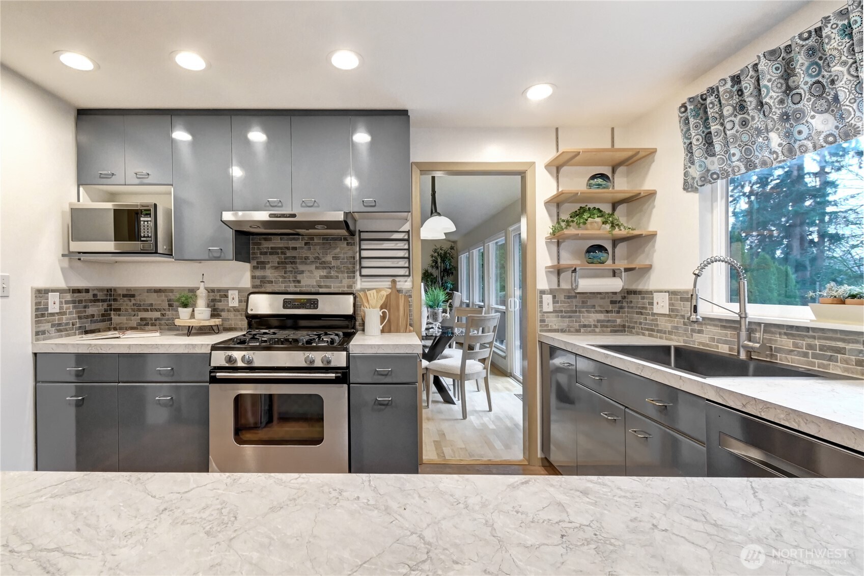 MLS #NWM2500457 image #9