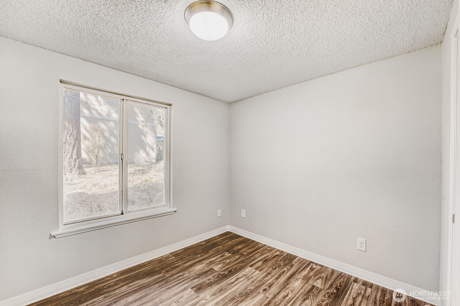 MLS #NWM2500500 image #9