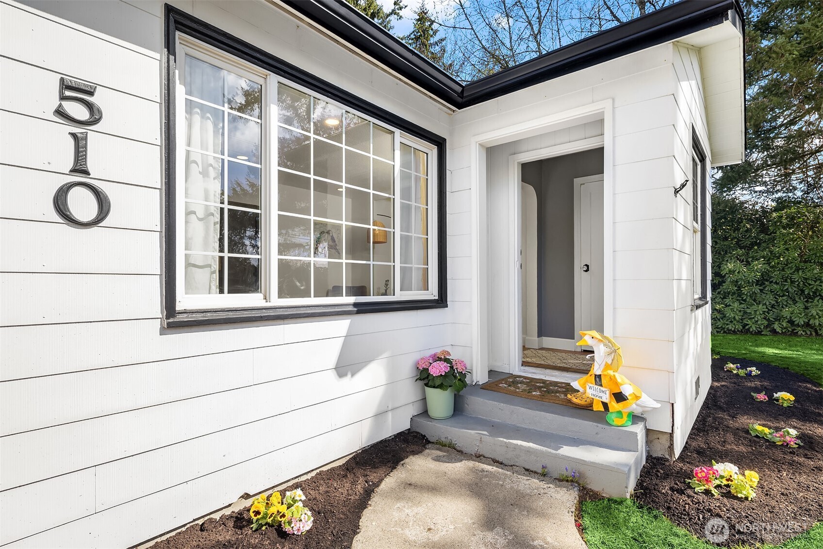 MLS #NWM2500502 image #1