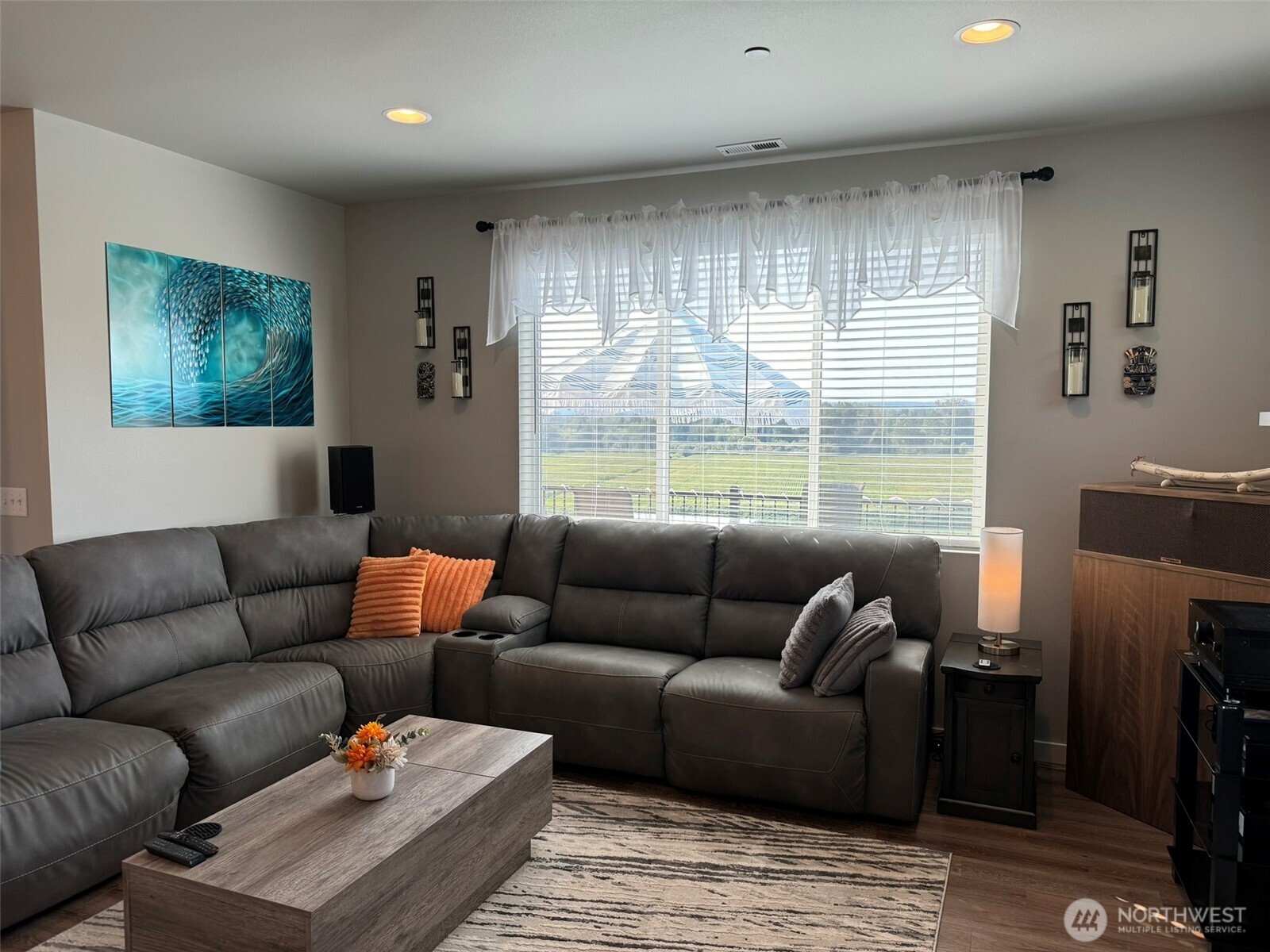 MLS #NWM2500556 image #11