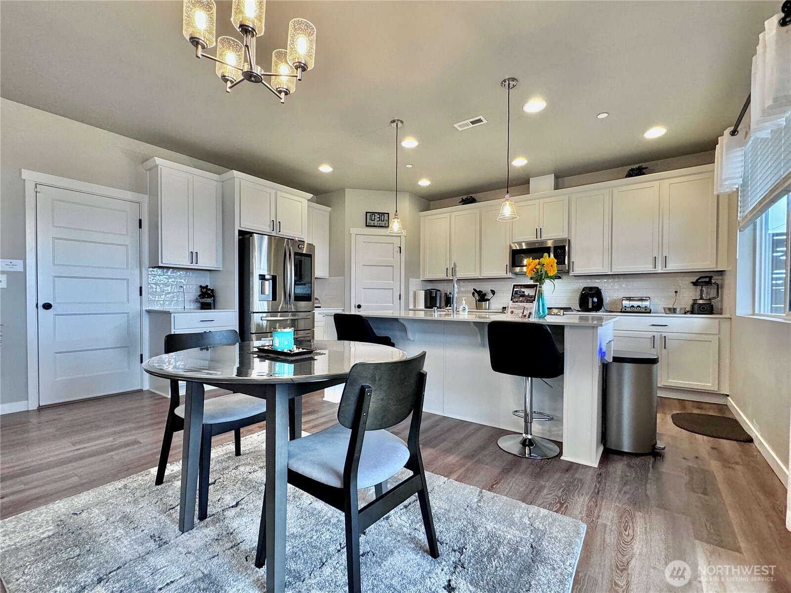 MLS #NWM2500556 image #2