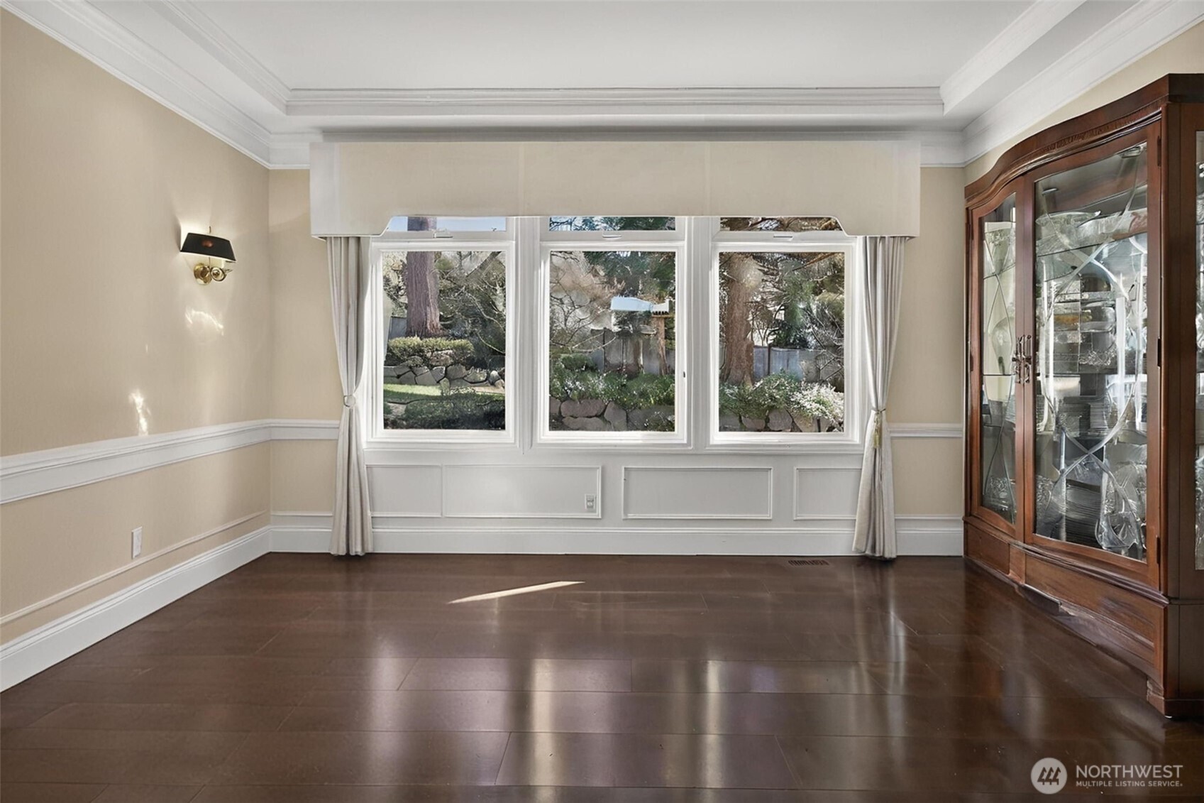 MLS #NWM2500562 image #7