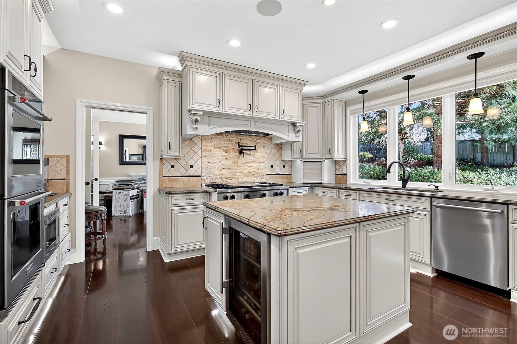 MLS #NWM2500562 image #10