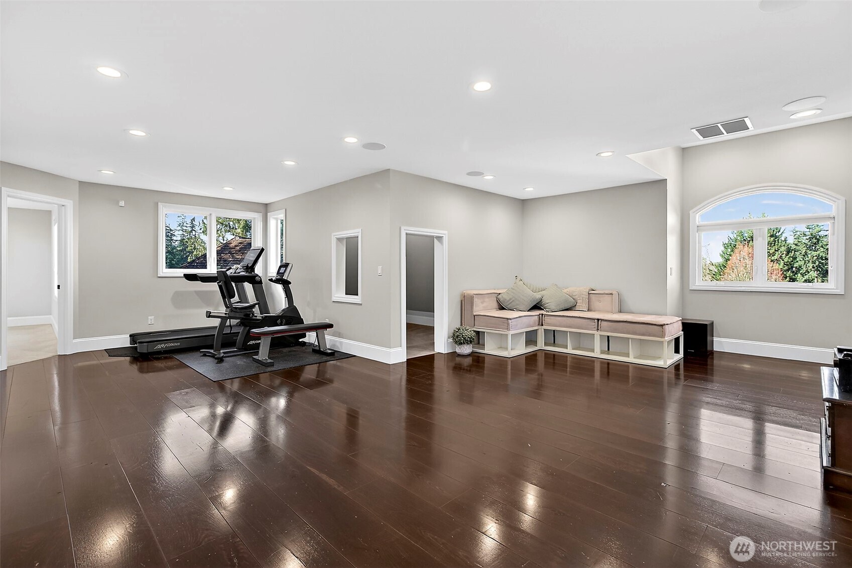 MLS #NWM2500562 image #23