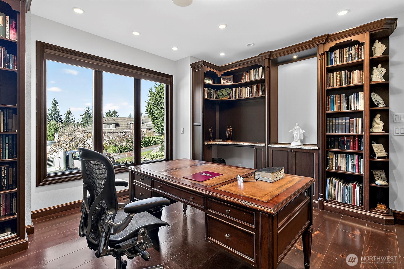 MLS #NWM2500562 image #6