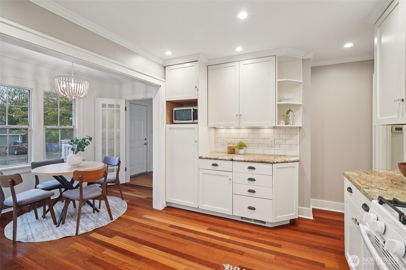 MLS #NWM2500579 image #6