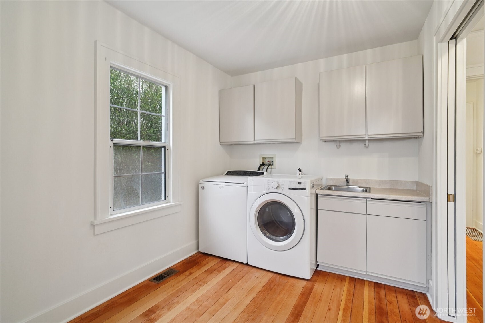 MLS #NWM2500579 image #13