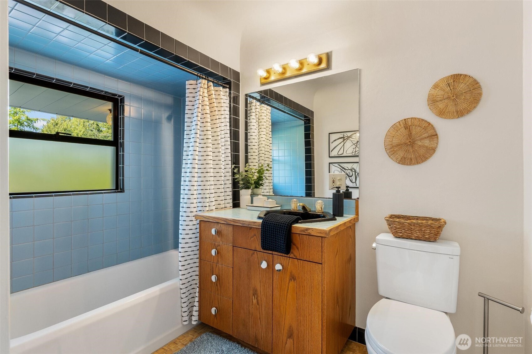 MLS #NWM2500618 image #10