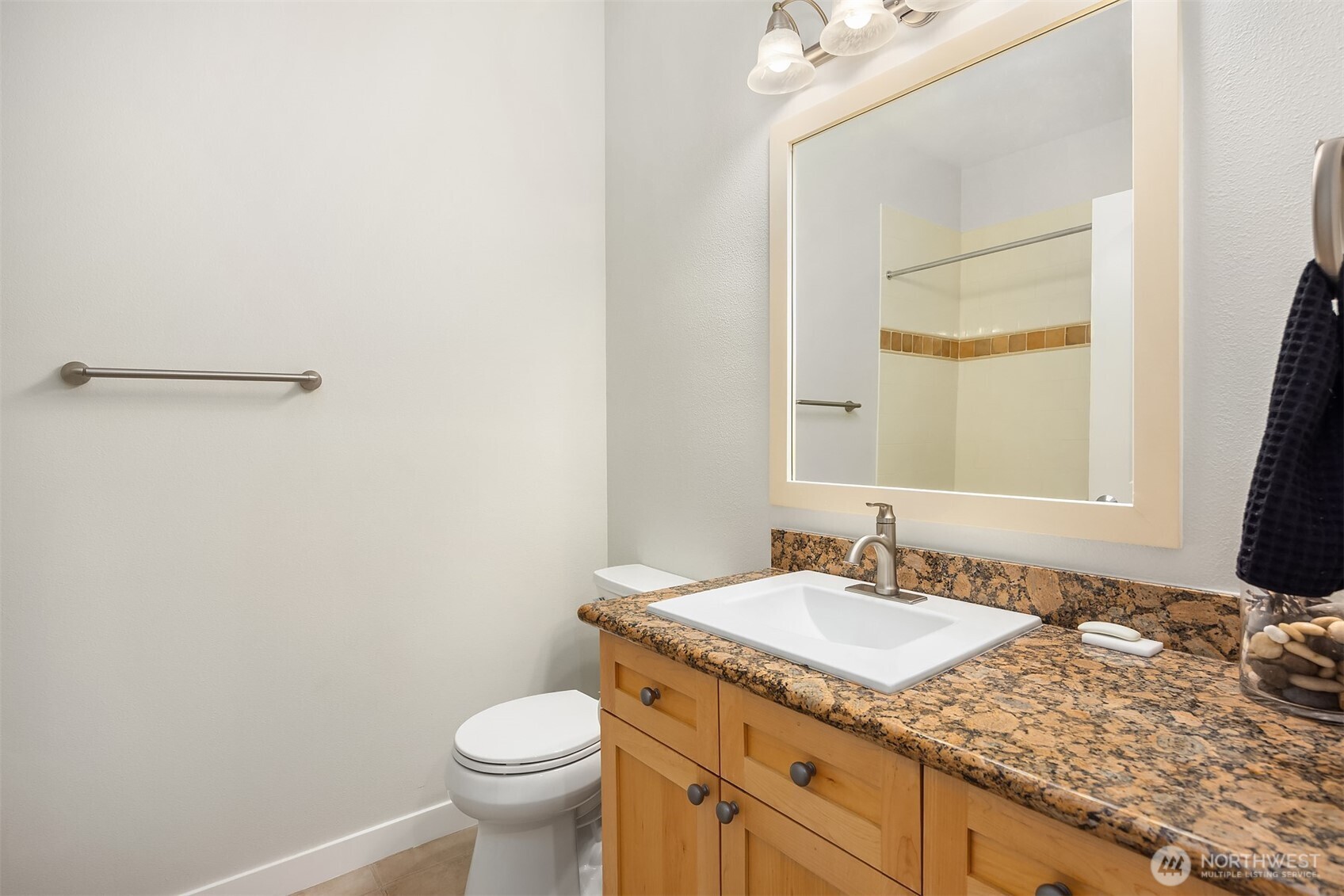 MLS #NWM2500650 image #6