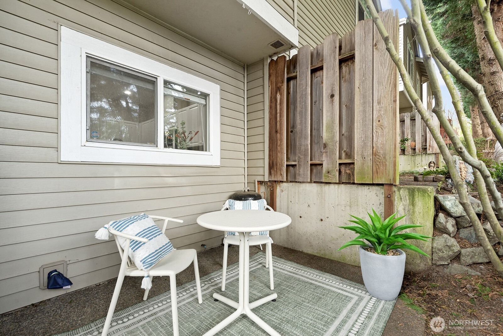 MLS #NWM2500679 image #1