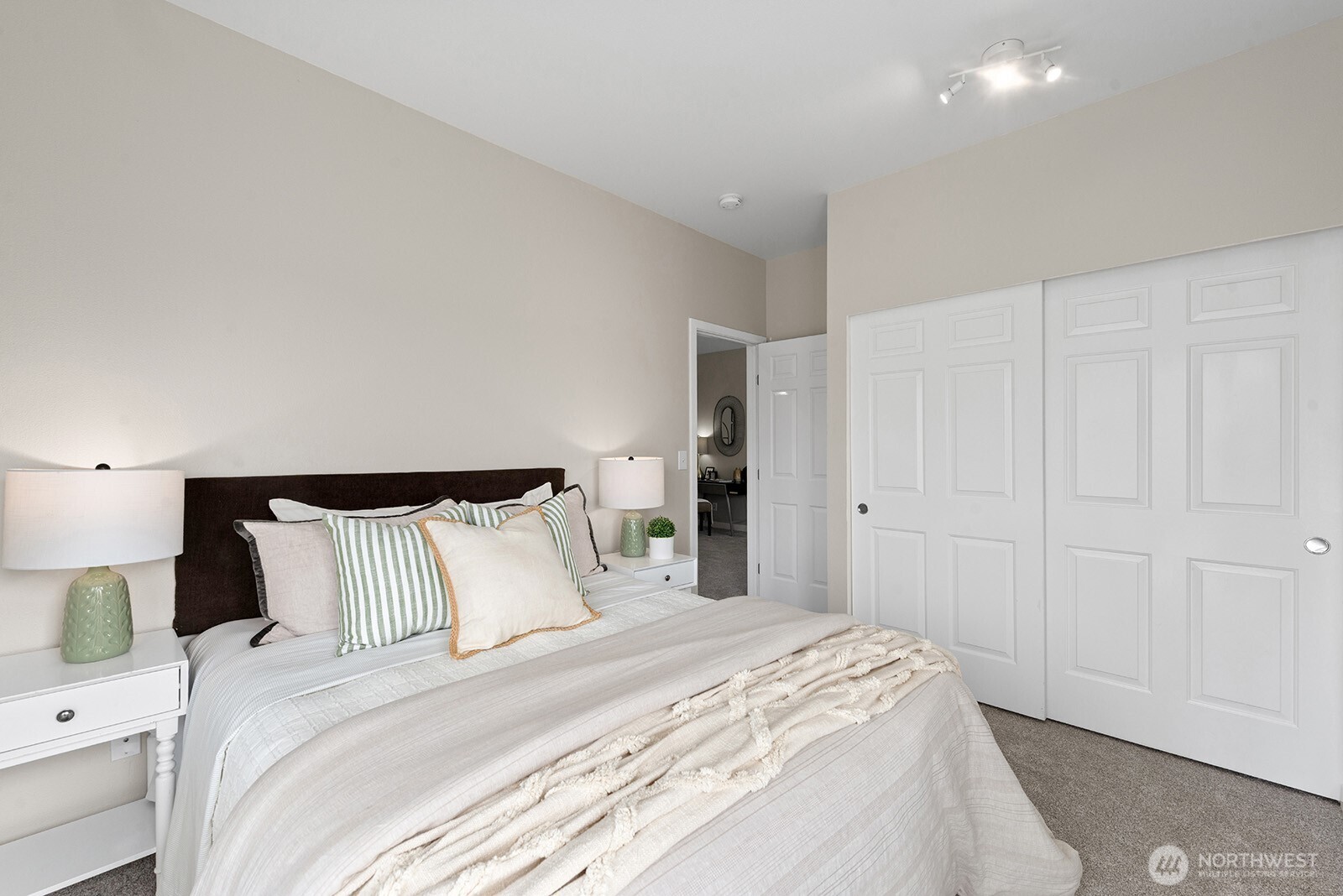 MLS #NWM2500679 image #6