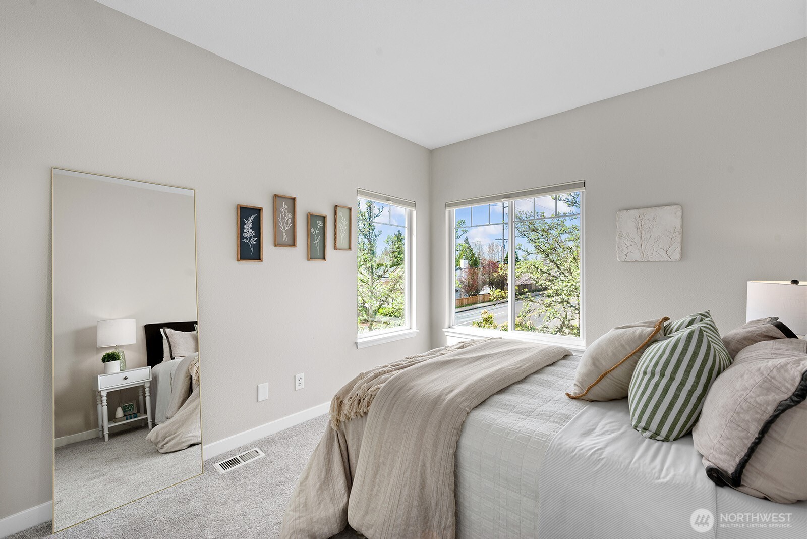 MLS #NWM2500679 image #5