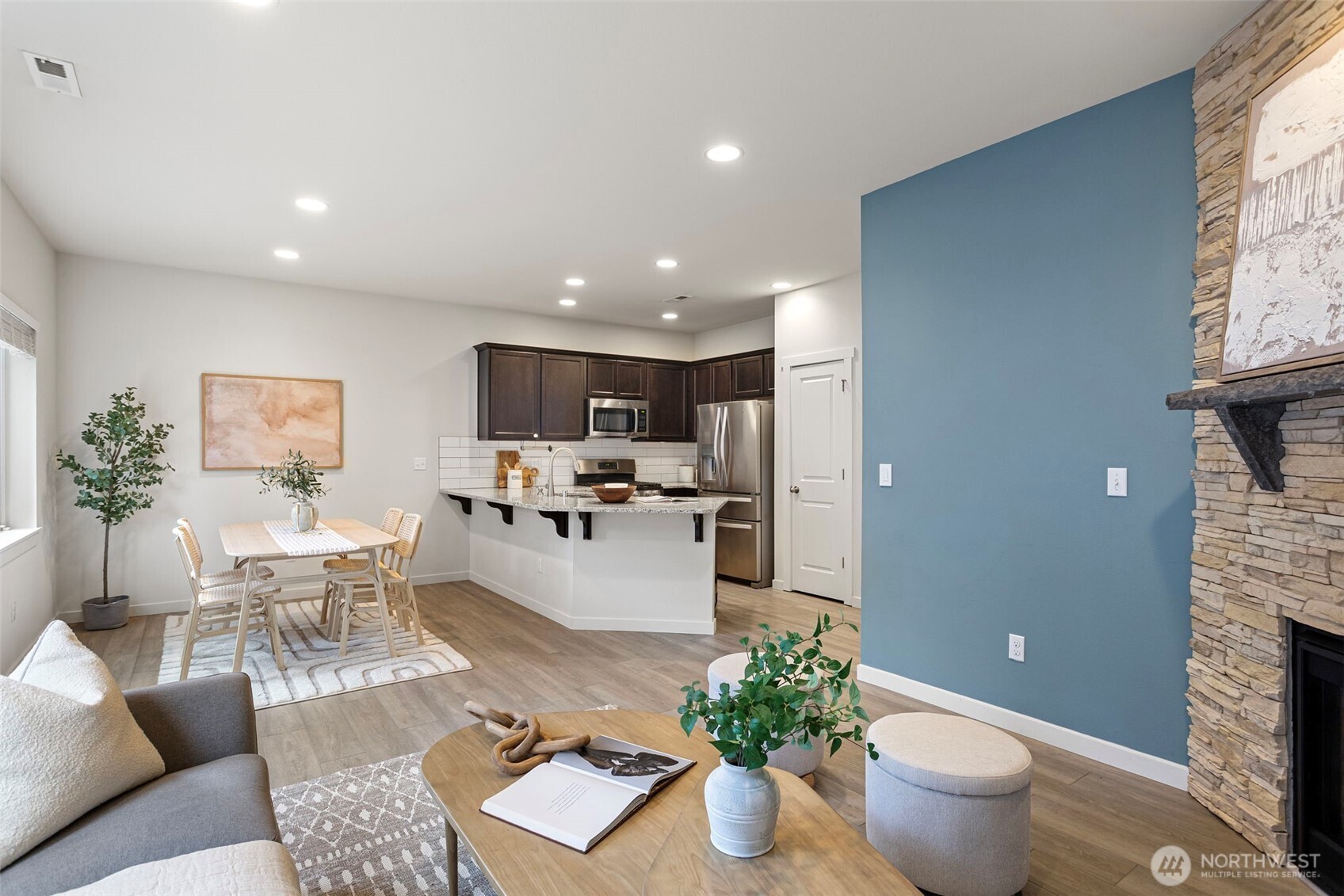 MLS #NWM2500710 image #5