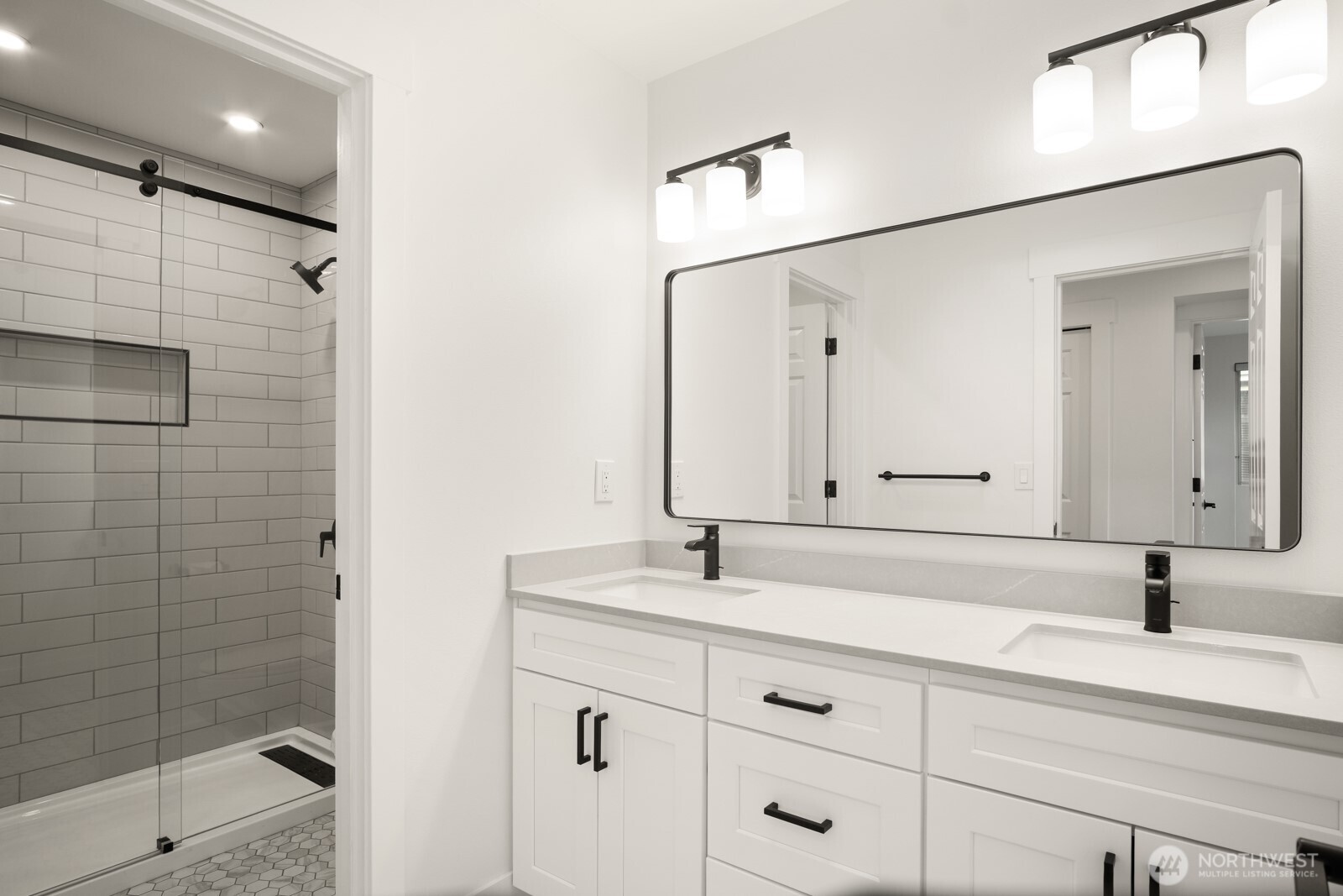 MLS #NWM2500775 image #22