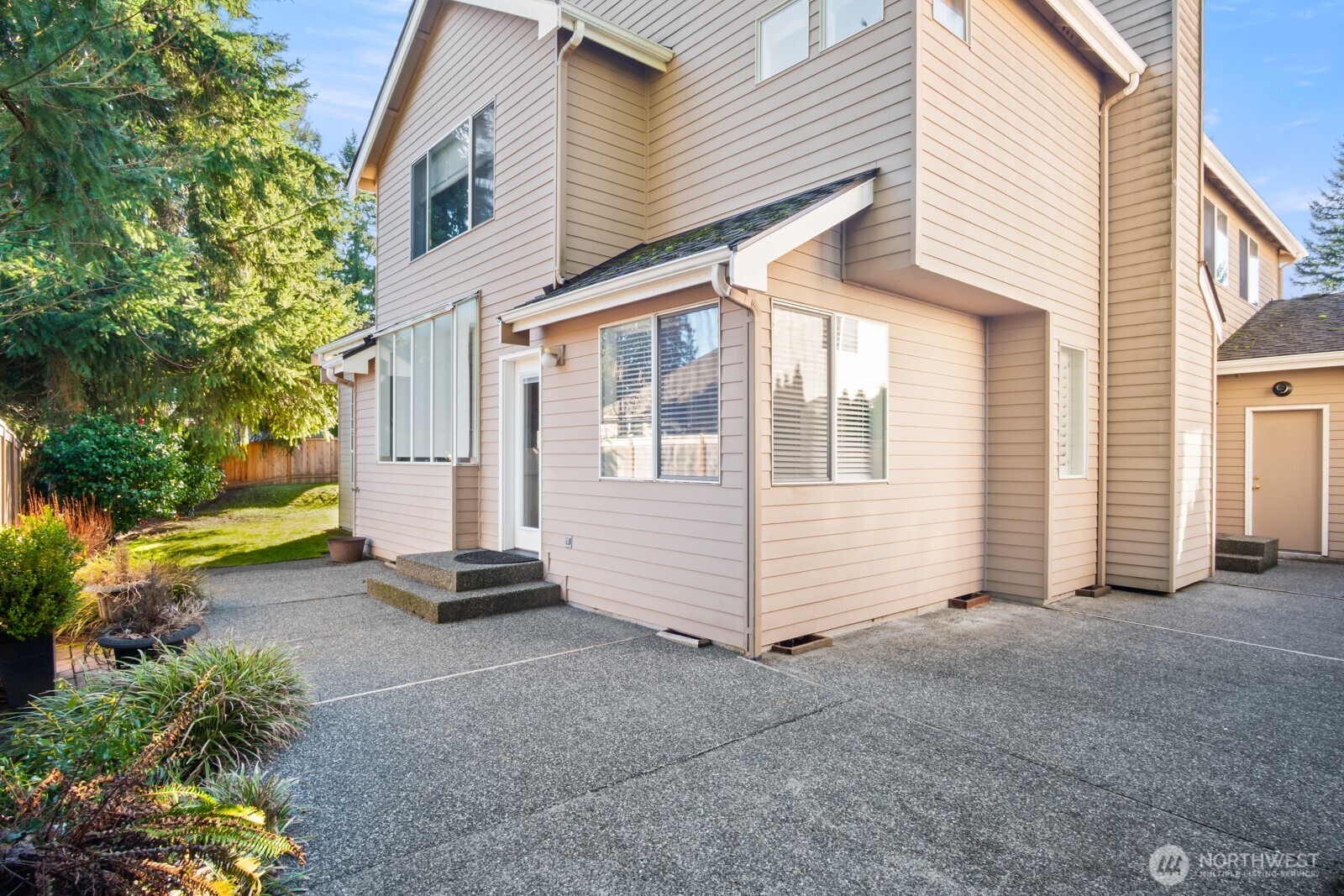 MLS #NWM2500775 image #26