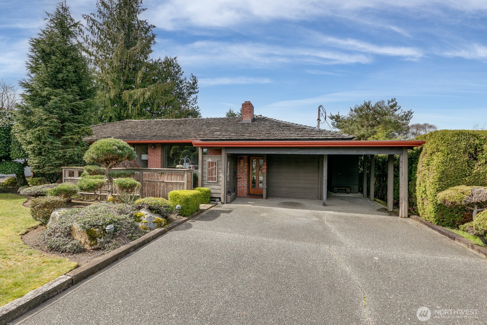 MLS #NWM2500784 image #1