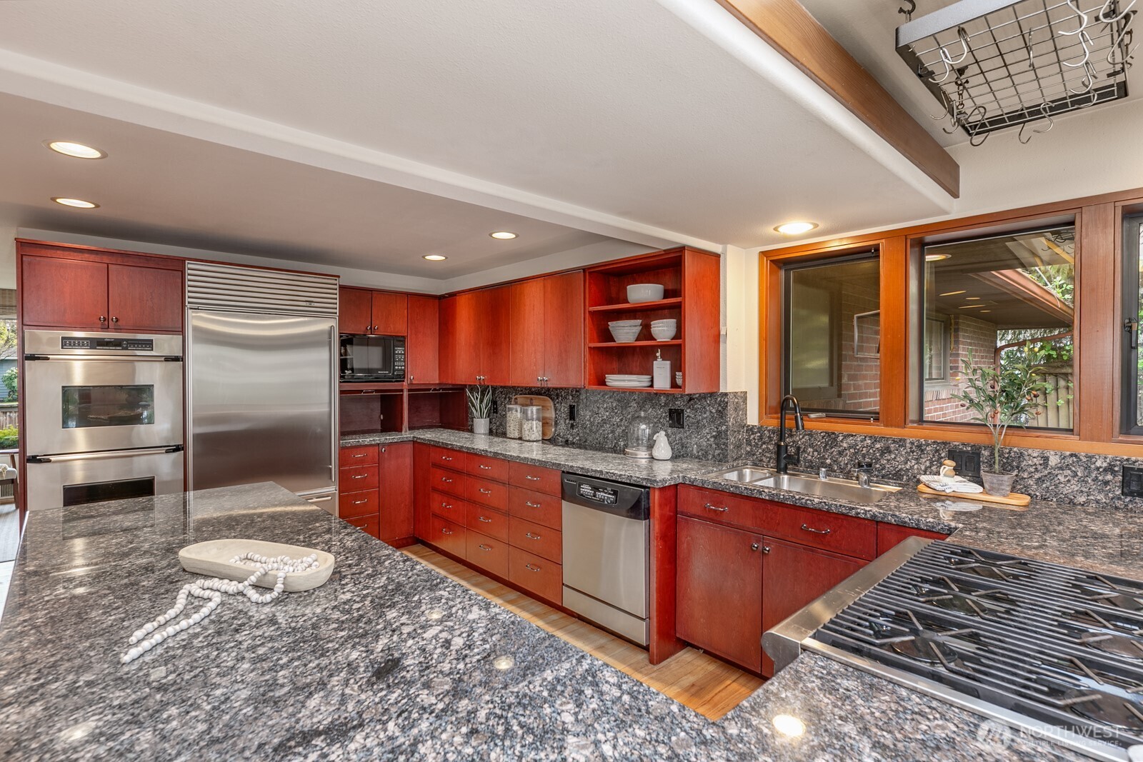 MLS #NWM2500784 image #26