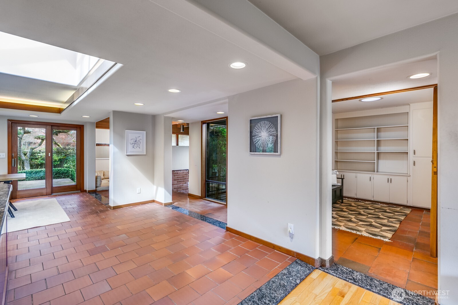 MLS #NWM2500784 image #11