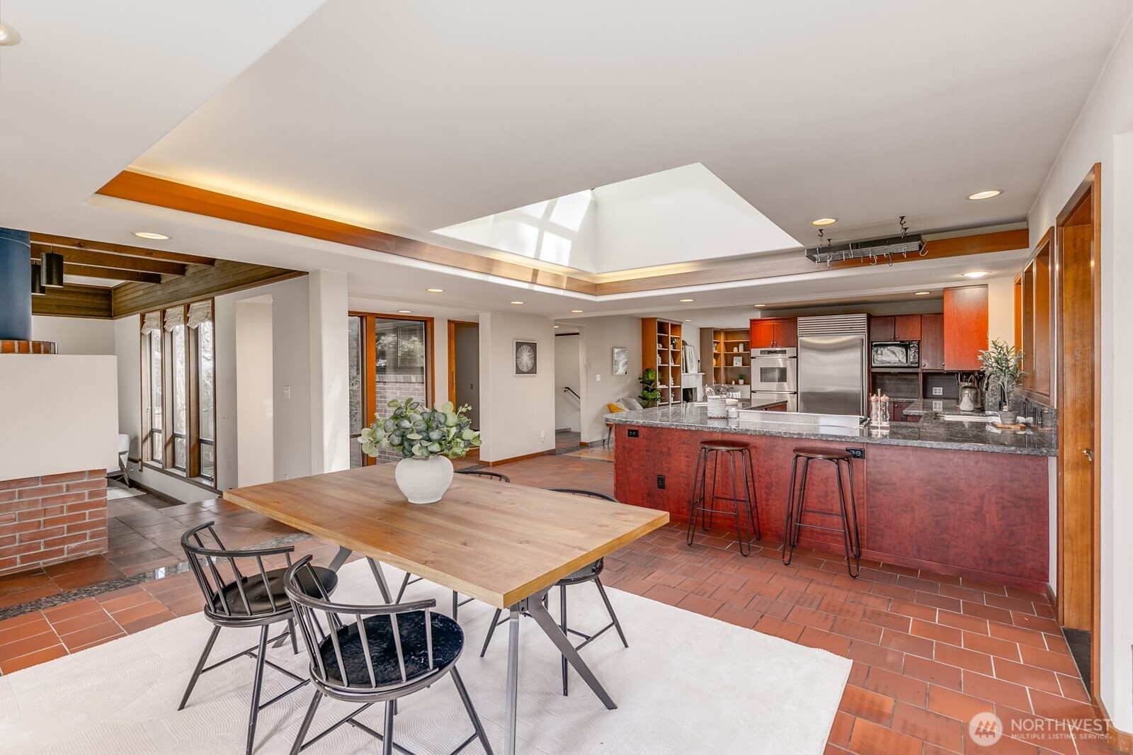 MLS #NWM2500784 image #25