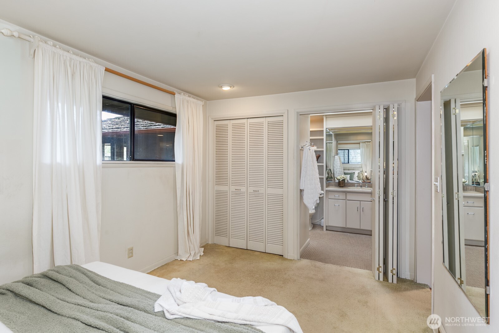 MLS #NWM2500784 image #16