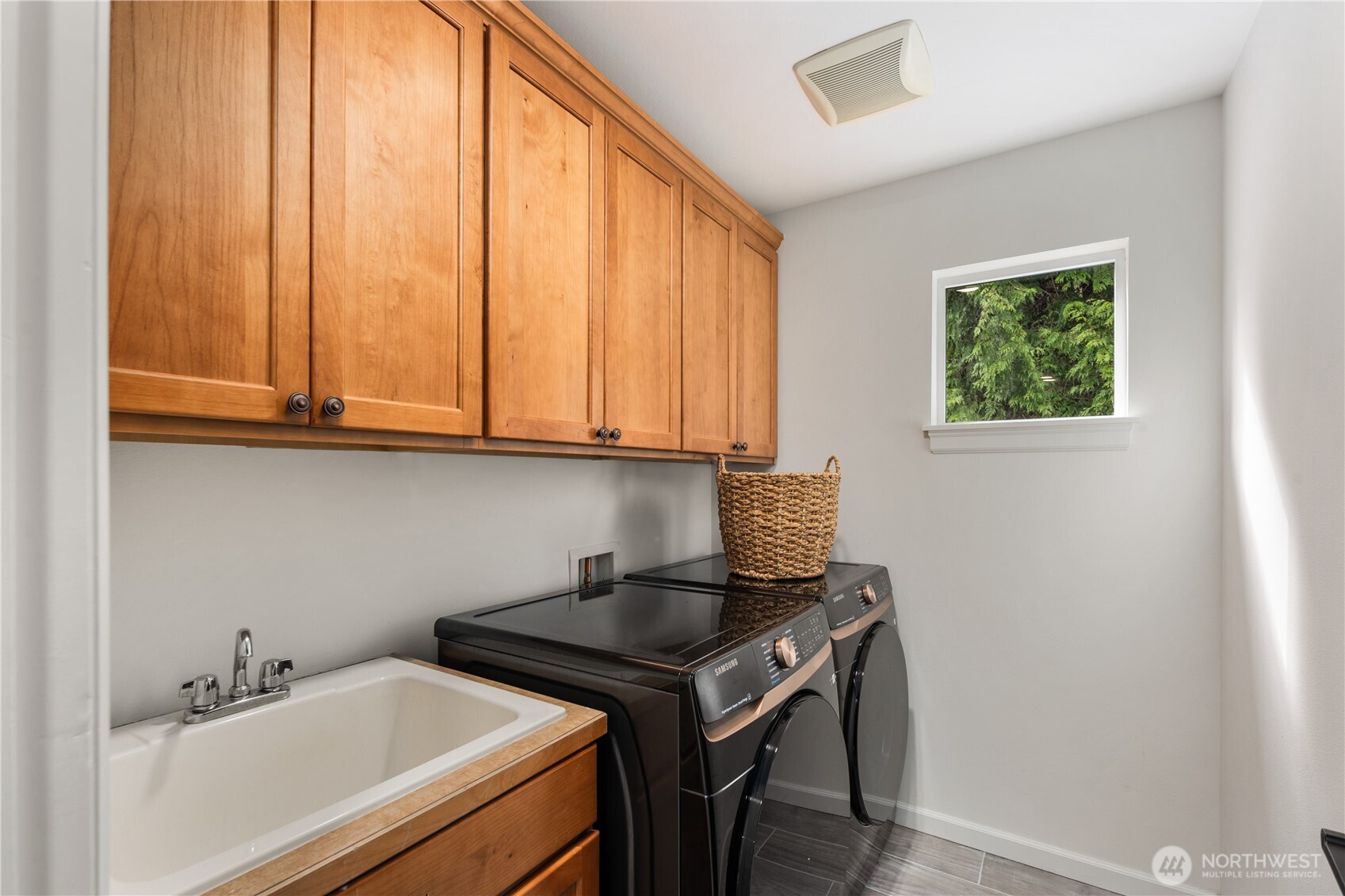 MLS #NWM2500785 image #26