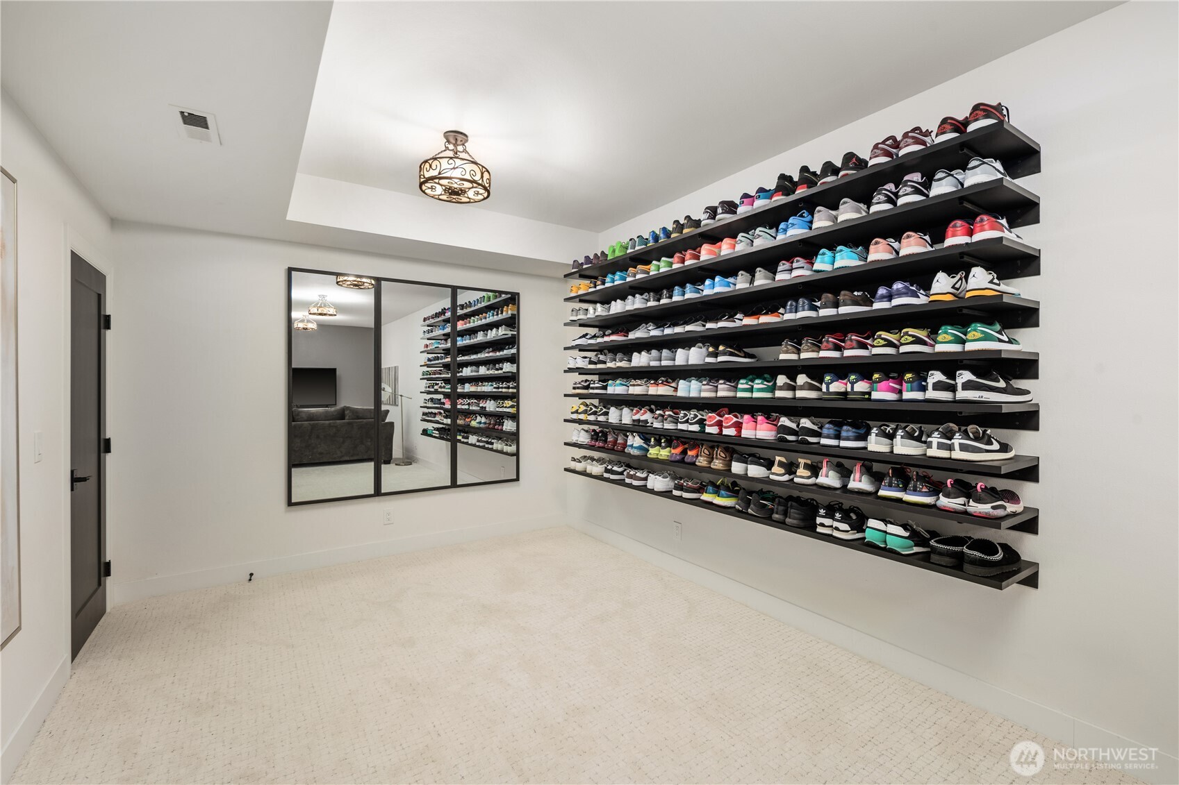 MLS #NWM2500785 image #29